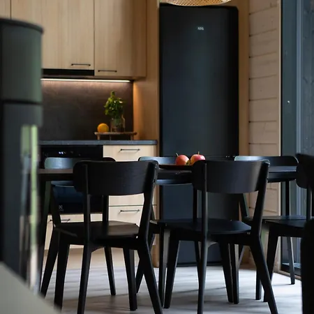 Syli * Äkäslompolo